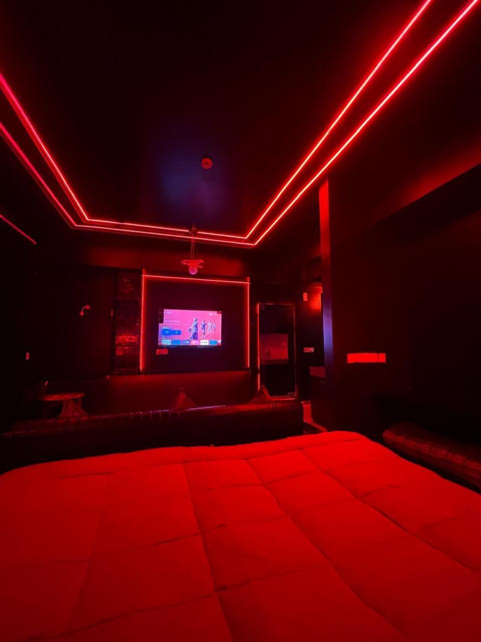 Dolphin Inn & Suites Manhattan Lakhnau Kültér fotó